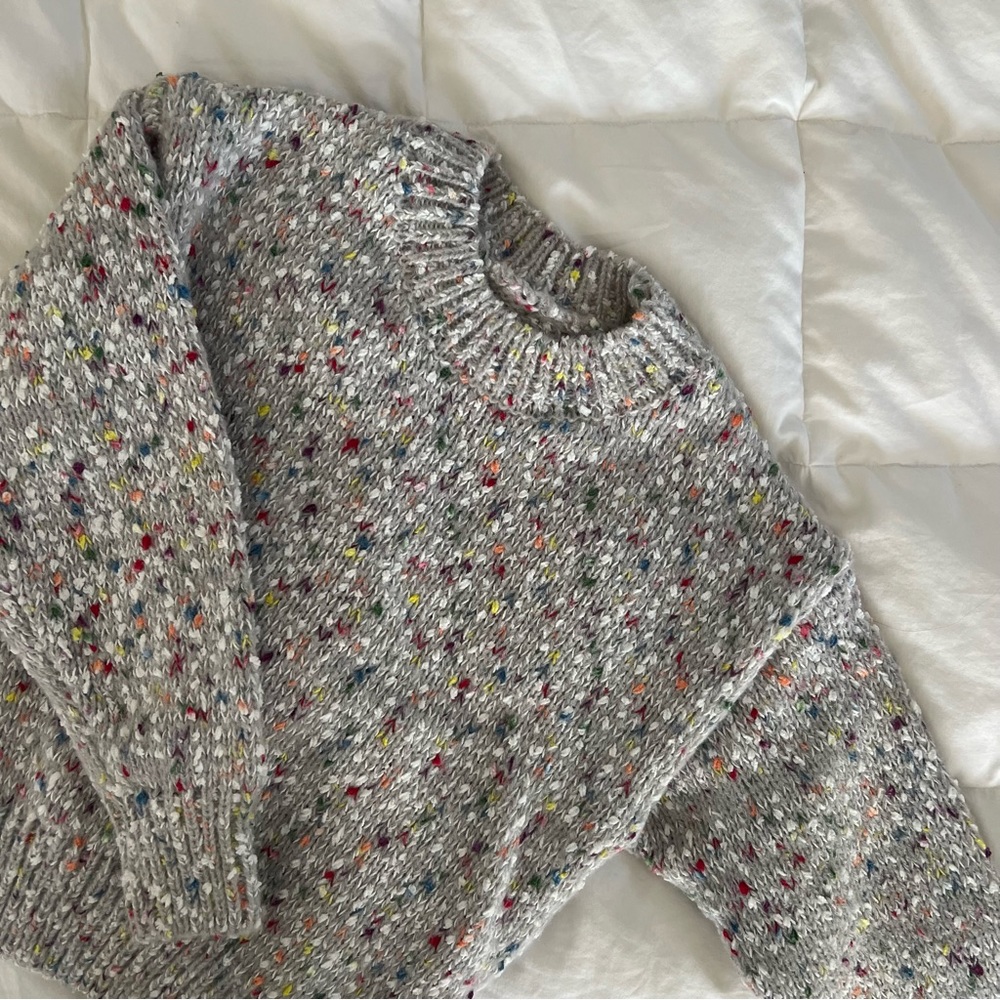 [SOLD!] Grey speckled sweater